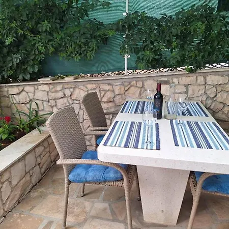 Charming Vanja With Style *