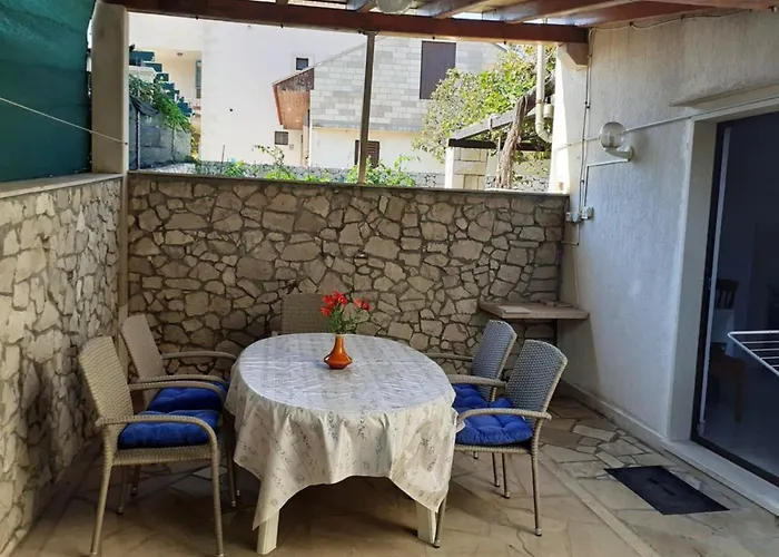 Charming Vanja With Style Appartement